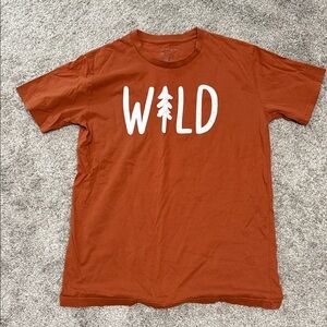 Rust 'WILD' Graphic Tee size medium